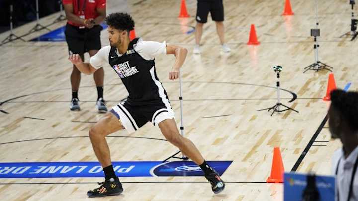 Pac-12 Hoops: UCLA Still No. 1 in Top 25 Rankings After NBA Deadline