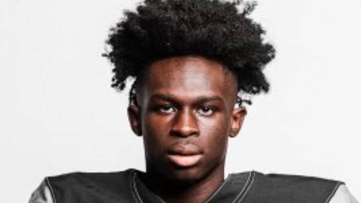 2022 Safety Steven Sannieniola Makes Decision
