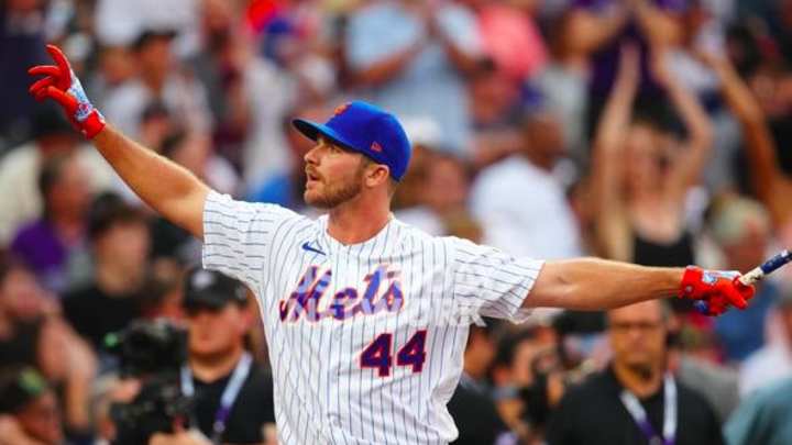 Mets' Pete Alonso Captures Second-Straight Home Run Derby Crown Mets' Pete Alonso Captures Second-Straight Home Run Derby Crown