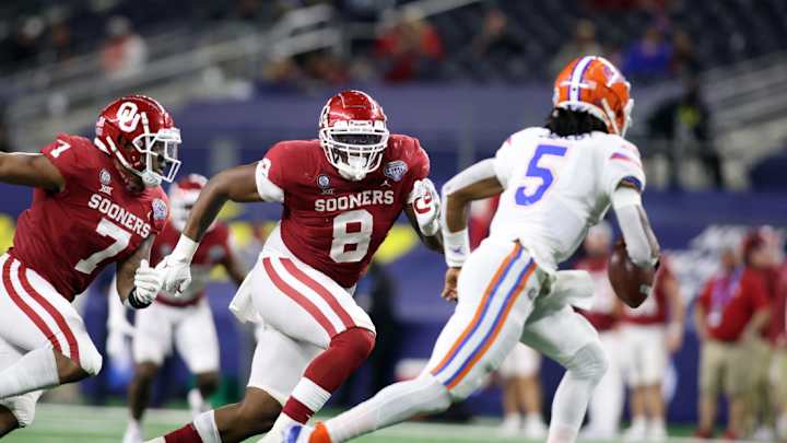 Where Does PFF Place Gators QB Emory Jones in Its 2021 Preseason Rankings?