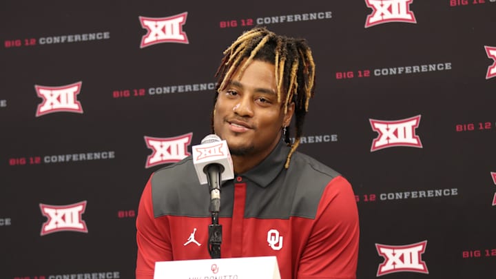 Two Sooners Named to Bednarik Watch List