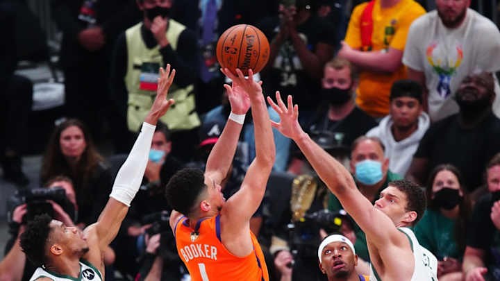 NBA Finals Suns-Bucks: Twitter Was STUNNED Devin Booker Didn't Foul Out On This Play NBA Finals Suns-Bucks: Twitter Was STUNNED Devin Booker Didn't Foul Out On This Play