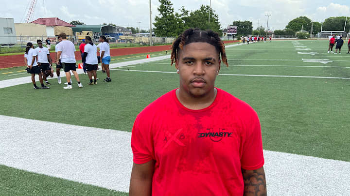 2023 Recruit Jameian Buxton Training to Play Entire Defensive Line, Talks LSU Football "Family" 2023 Recruit Jameian Buxton Training to Play Entire Defensive Line, Talks LSU Football "Family"
