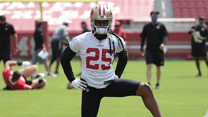 911 Caller: Richard Sherman Was 'Drunk,' Threatened to 'Kill Himself' Before Arrest