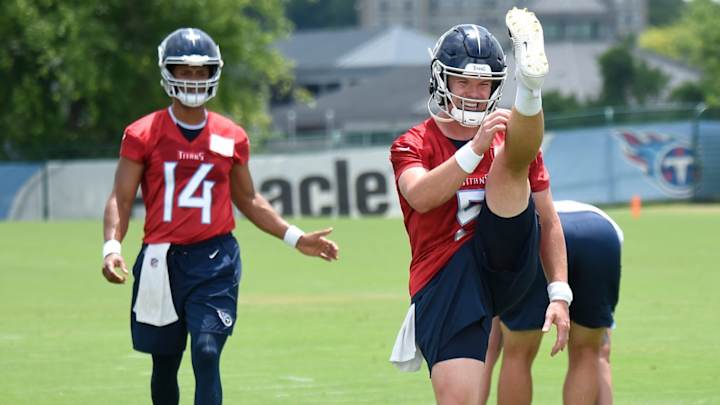 'A Healthy Competition' for Backup QB 'A Healthy Competition' for Backup QB