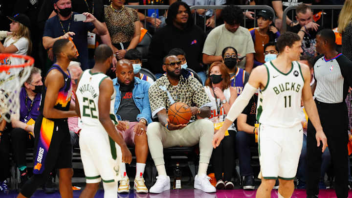 NBA Finals Bucks-Suns: Twitter Reacts To Lakers' LeBron James Bringing His Own Tequila To Game 5 Of Finals
