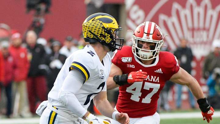 Indiana's Tiawan Mullen, Micah McFadden Named to 2021 Chuck Bednarik Award Watch List Indiana's Tiawan Mullen, Micah McFadden Named to 2021 Chuck Bednarik Award Watch List