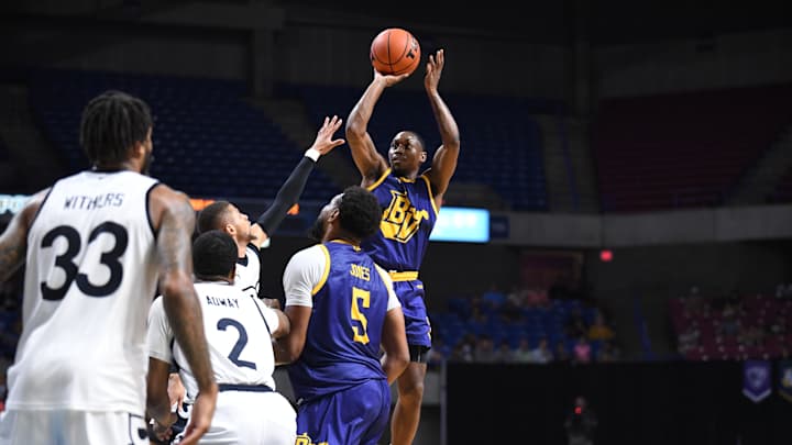 Juwan Staten Returns to Best Virginia