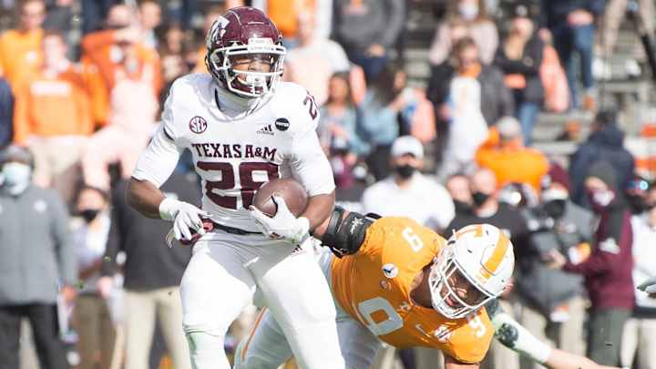 Texas A&M RB Isaiah Spiller Named To 2021 Maxwell Preseason Watchlist