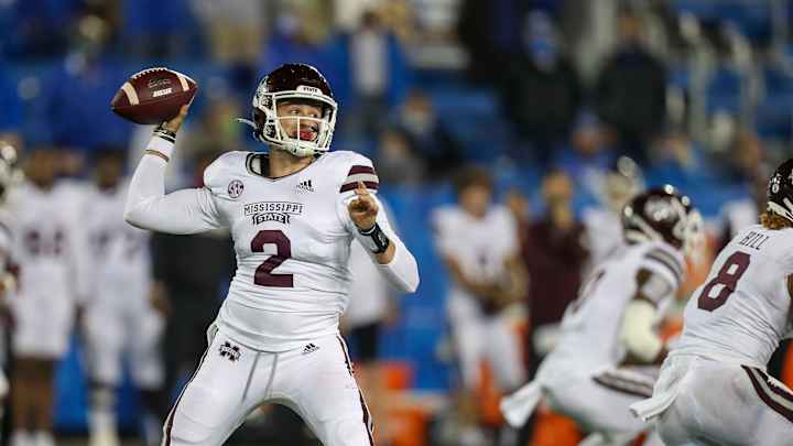 Former SEC Coach on Mississippi State QB Battle: 'That's a Real Interesting One Brewing'