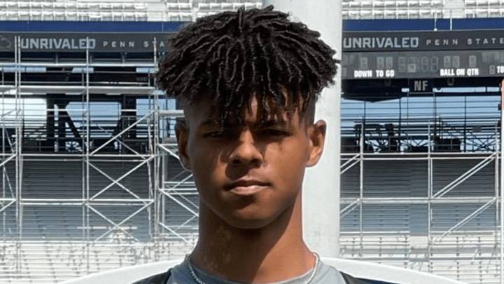 2022 LB Raleigh Collins III Announces Decision Date, Two Finalists