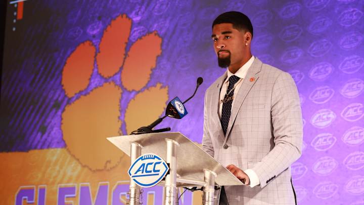 D.J. Uiagalelei on South's Priorities: Jesus, Football, Bojangles D.J. Uiagalelei on South's Priorities: Jesus, Football, Bojangles