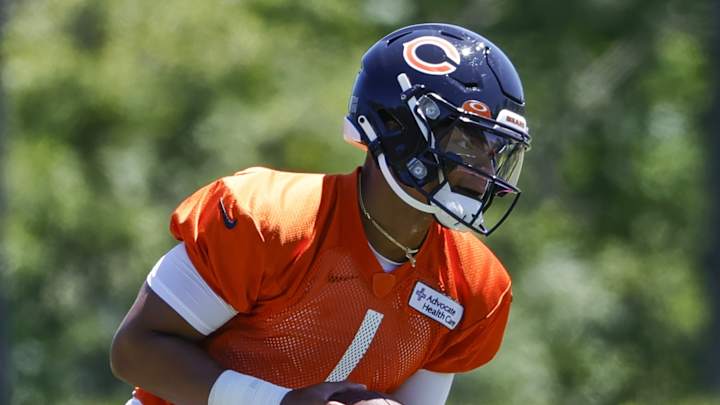 Justin Fields Has Goals Before Being QB1 Justin Fields Has Goals Before Being QB1