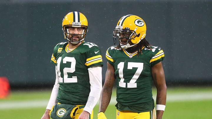 Brett Favre Has 'Gut' Feeling on Aaron Rodgers' Future