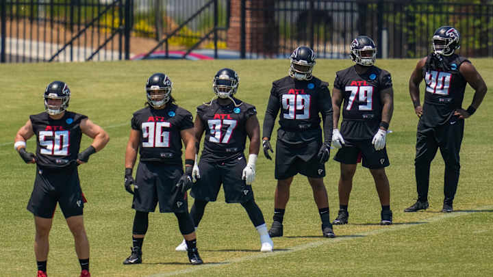 Falcons Top 7 Camp Questions: Can Kyle Pitts Replace Julio Jones?