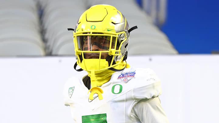 Oregon's Mykael Wright Listed on Jim Thorpe Watch List for Country's top Defensive Back