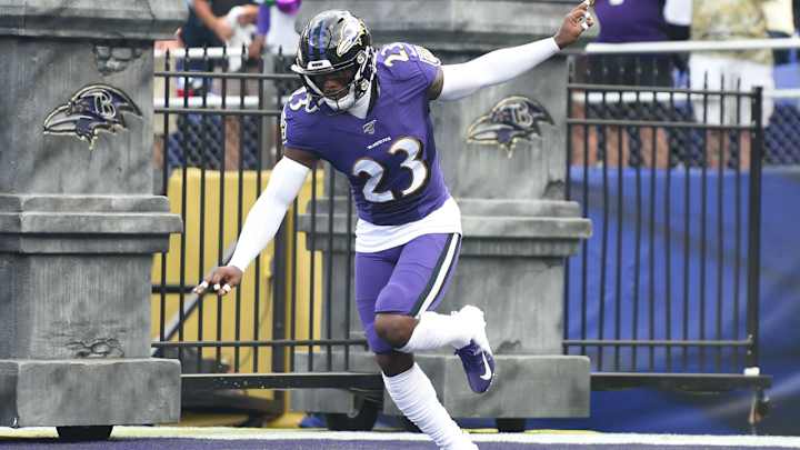 Intriguing 49ers Camp Battles: See You, Raise You Intriguing 49ers Camp Battles: See You, Raise You