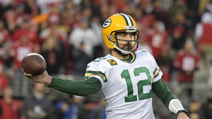 Report: Aaron Rodgers Signs Reworked Contract