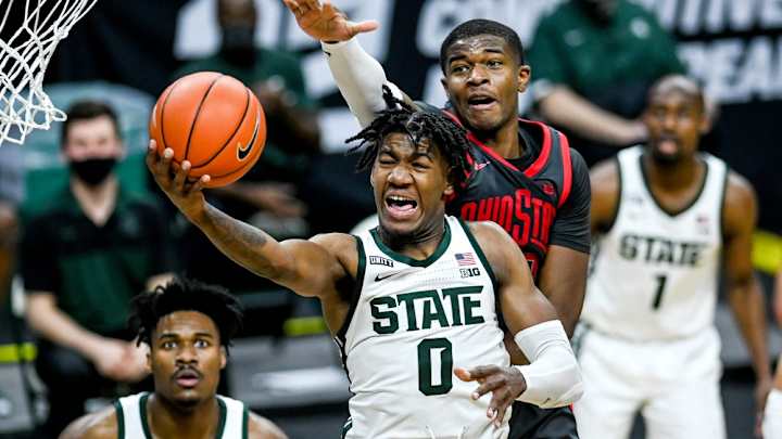 Sixers Sign Michigan State's Aaron Henry to Two-Way Deal