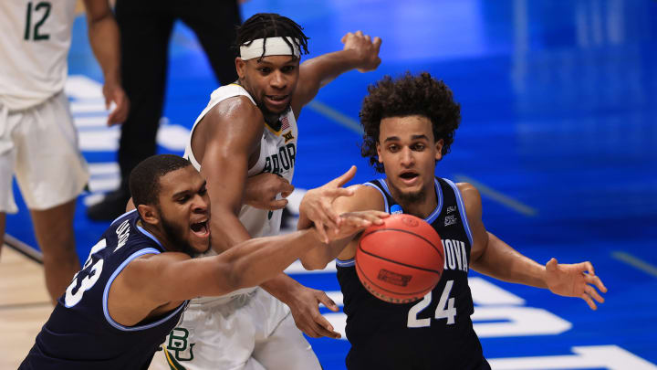 How Jeremiah Robinson-Earl Fits in With the Thunder in 2021 How Jeremiah Robinson-Earl Fits in With the Thunder in 2021