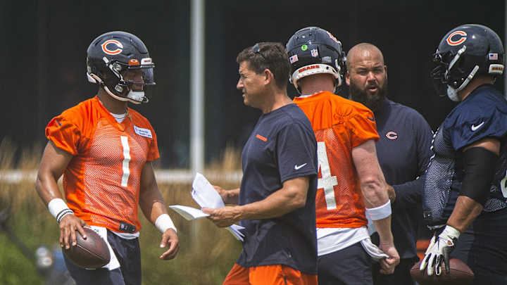 Early Arrows Pointing Up for Justin Fields