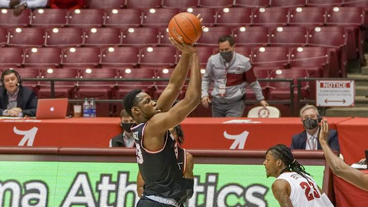 Charles Bassey Looking to Showcase His Shooting in Summer League