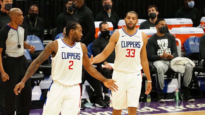 The Los Angeles Clippers Officially Re-Signed This Player Who Reportedly Had Interest From The Warriors, Heat And Pacers