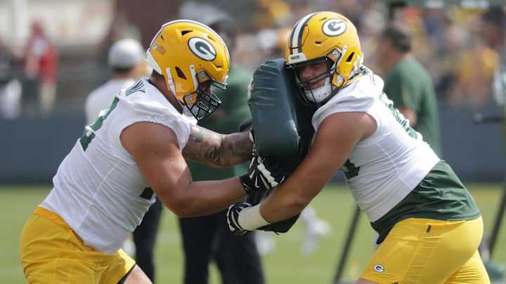 Injuries End NFL Career for Former Hoosier Offensive Lineman Simon Stepaniak