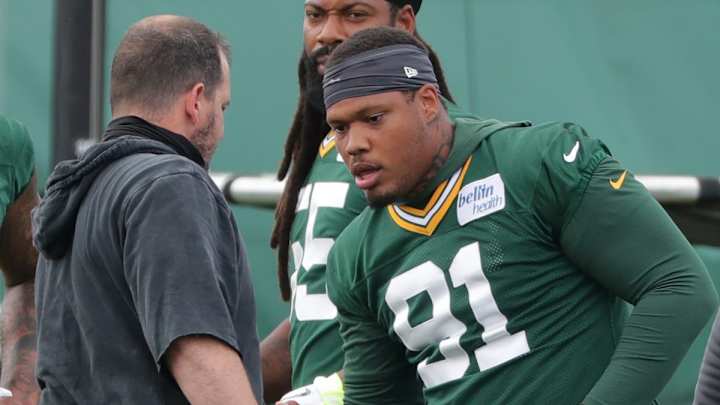 Preston Smith Won’t Be Chasing Sacks of Cash Preston Smith Won’t Be Chasing Sacks of Cash