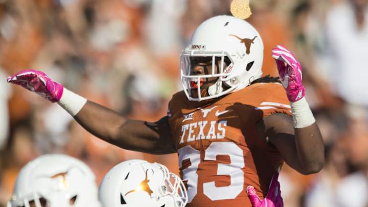 Longhorns Star D'Onta Foreman Signs with Falcons