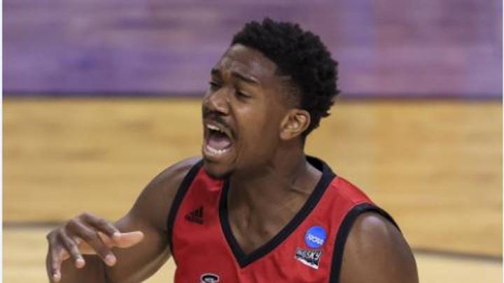 Pac-12 Basketball Transfers: Big Names Moving In and Moving Out Pac-12 Basketball Transfers: Big Names Moving In and Moving Out