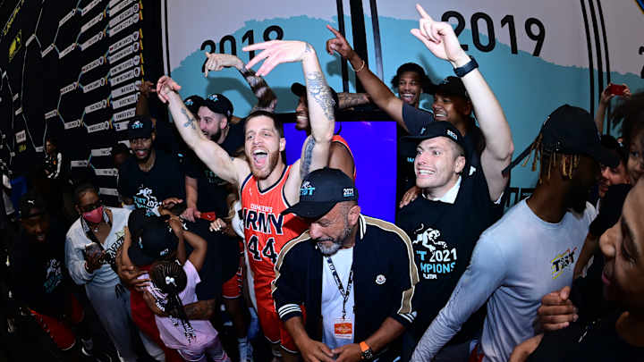 Eric Devendorf's Boeheim's Army Journey Capped With Title Eric Devendorf's Boeheim's Army Journey Capped With Title