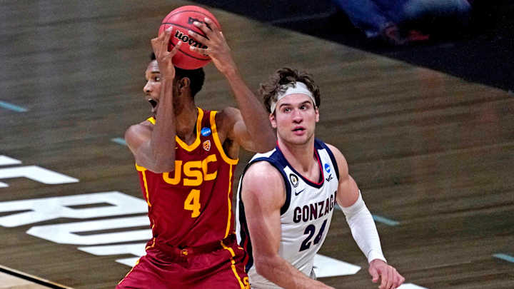 LOOK: Evan Mobley Signs Rookie Deal With Cavs