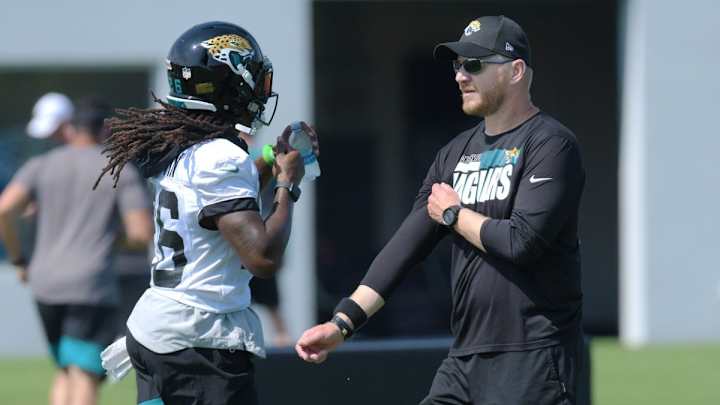 Urban Meyer Credits Darrell Bevell For Input on Veteran WR Additions