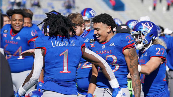 Kansas Defensive Players To Watch vs. Texas Kansas Defensive Players To Watch vs. Texas