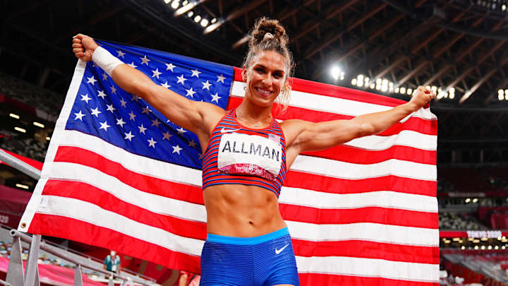 Texas Assistant Coach Wins Gold For U.S Track And Field In Tokyo