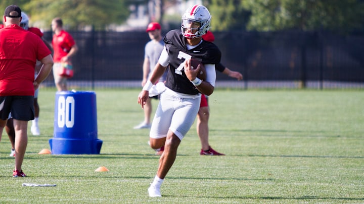 Ohio State Gives Quarterback Front-Runner C.J. Stroud Light Workload In Practice