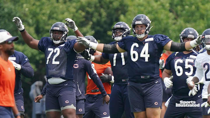 Alex Bars' Versatility to the Rescue Alex Bars' Versatility to the Rescue