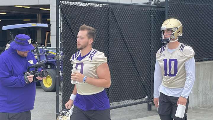 Morris Stands Tall in the Pocket — and Answers Questions Morris Stands Tall in the Pocket — and Answers Questions