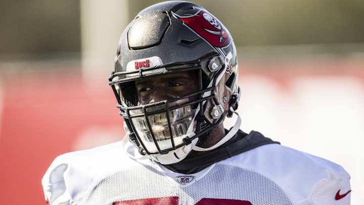 Donovan Smith Excused From Buccaneers Practice for Personal Reasons