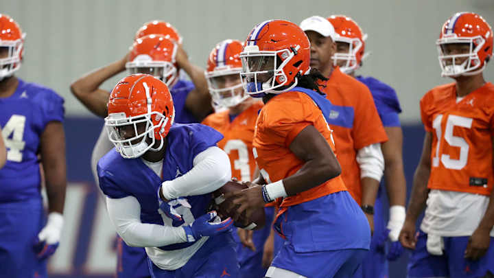 Gators' Shorter, Pierce Talk QB Emory Jones: The 'Mobile Pocket Passer'
