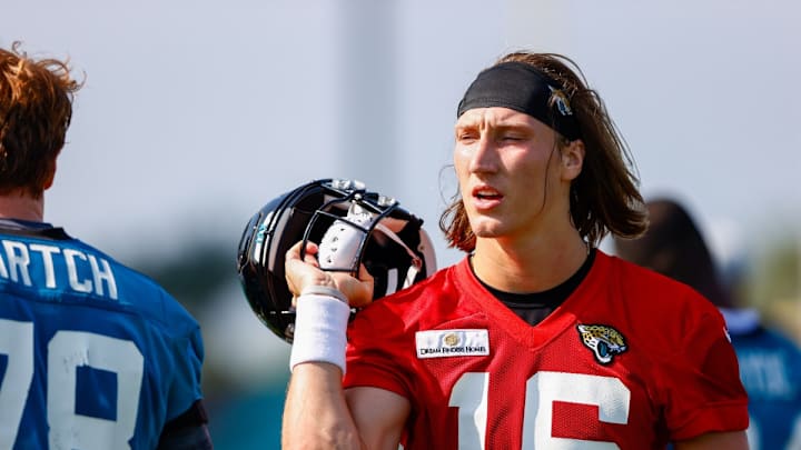 Jaguars Training Camp Notebook, Day 10: Lawrence Throws Multiple TDs in First TIAA Bank Field Scrimmage Jaguars Training Camp Notebook, Day 10: Lawrence Throws Multiple TDs in First TIAA Bank Field Scrimmage
