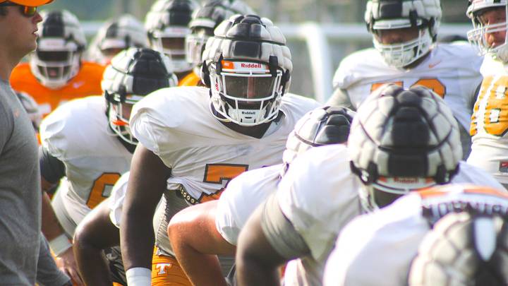 Watch: Tennessee Dons Full Pads For First Time in Fall Camp