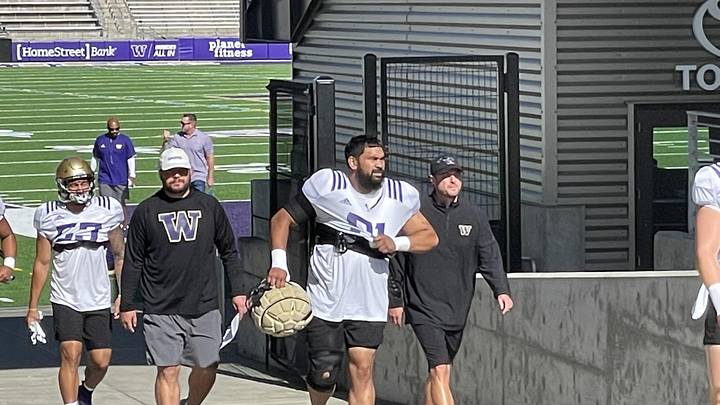 Letuligasenoa Ready to Assume Overdue Role as UW D-Line Intimidator