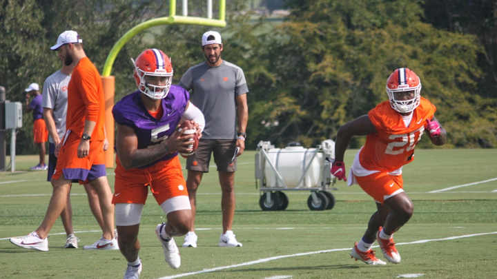 Uiagalelei Not Ready to Post Up Barkley, But Ready to Lead Clemson Offense