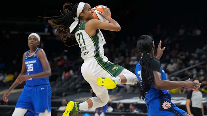 Burke, Canada win inaugural WNBA Commissioner’s Cup with Seattle Storm