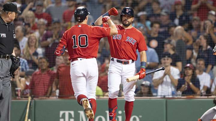 Kyle Schwarber Returns, Plays First Game With Boston Red Sox After Injury