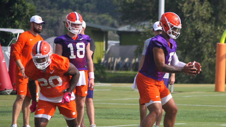Elliott Says Too Many Self Inflicted Wounds for Clemson Offense in First Scrimmage