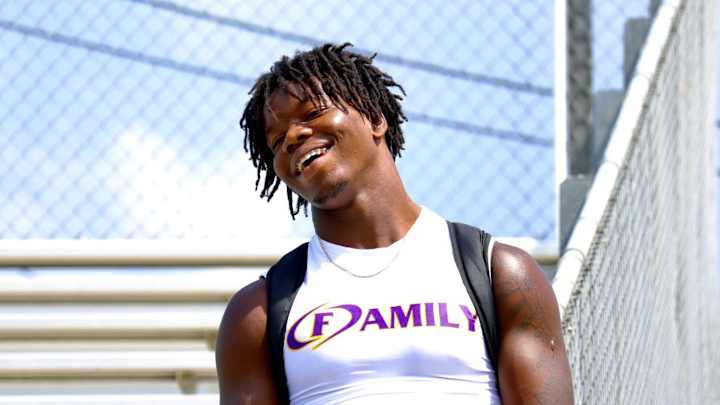 Coveted Linebacker Recruit EJ Lightsey Announces Commitment in SI All-American Exclusive