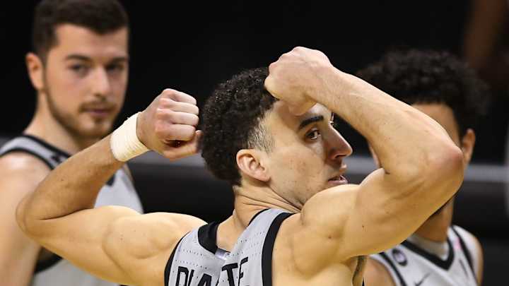 NBA Opinion: The Golden State Warriors Will Forever Regret Not Drafting This Rookie To Pair With Steph Curry And Klay Thompson NBA Opinion: The Golden State Warriors Will Forever Regret Not Drafting This Rookie To Pair With Steph Curry And Klay Thompson